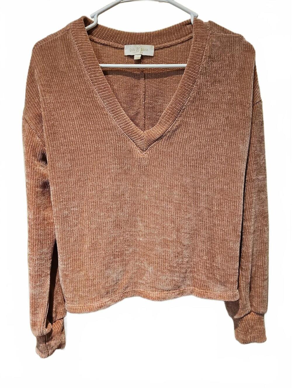 Love & Piece Pink Blush Long Sleeve Chenille Feel Cropped Sweater Size Small
